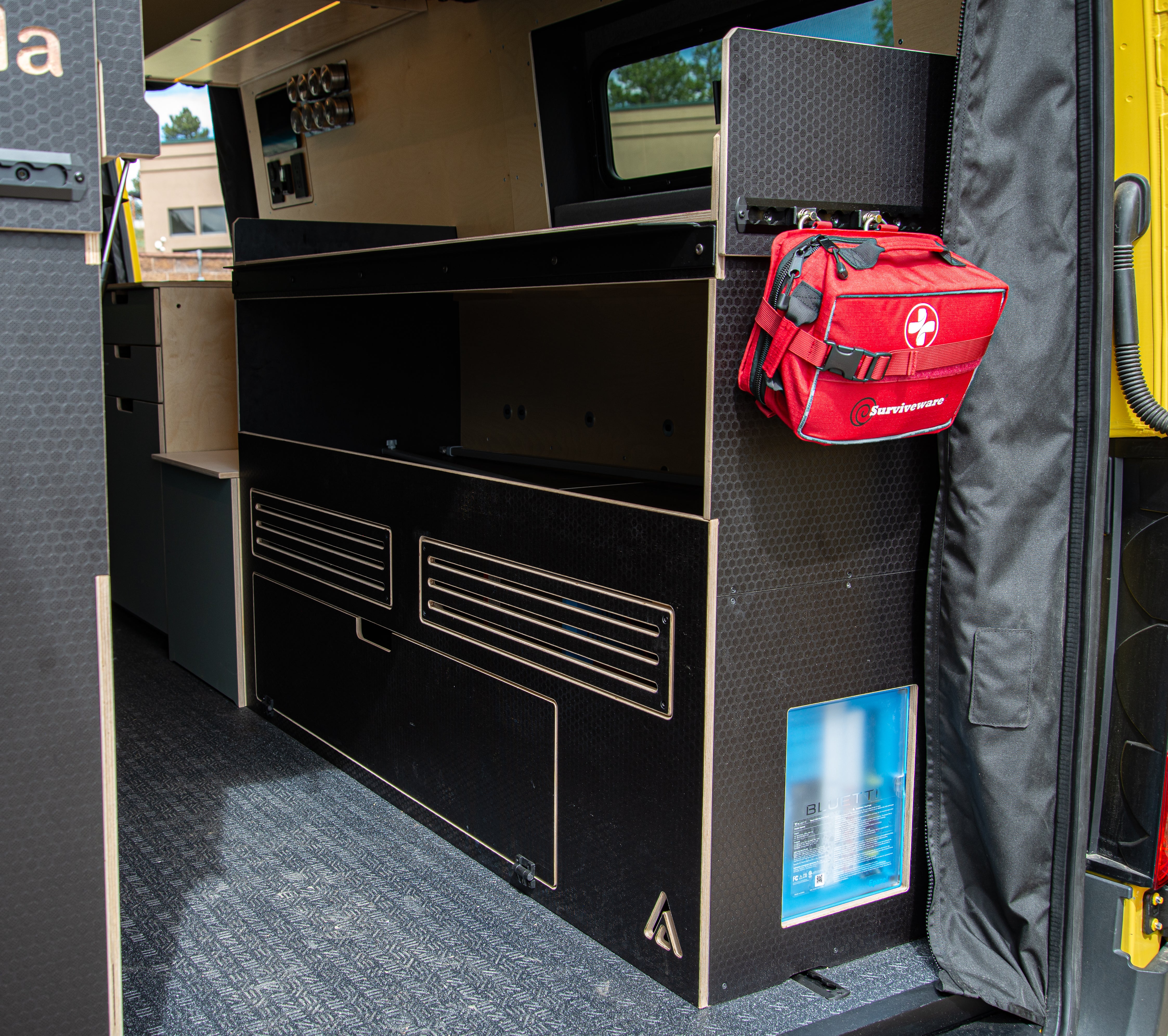 Venturhaus Full Sized Murphy Bed For Van